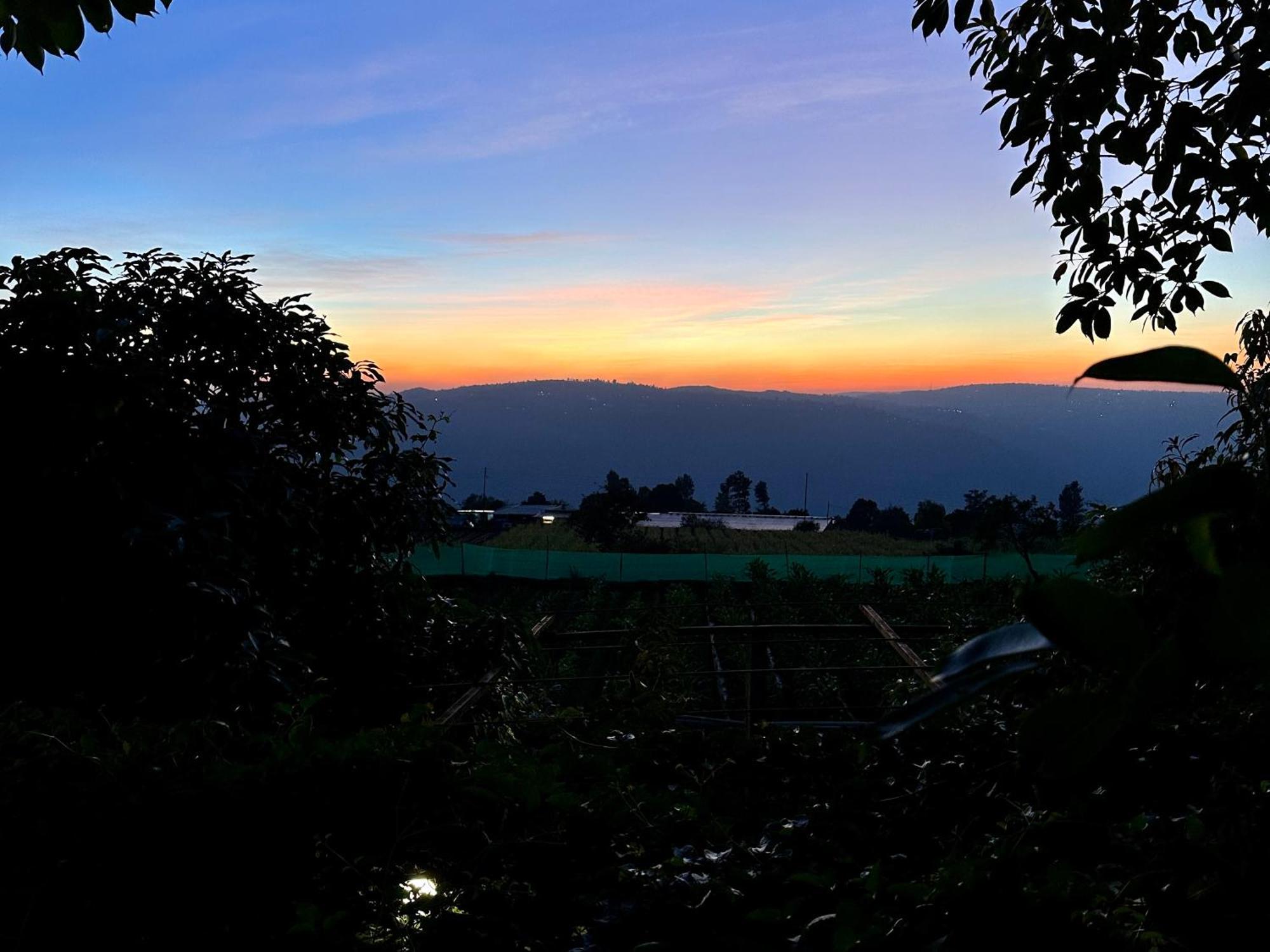 Hollywood Palace Resort Panchgani Exteriör bild