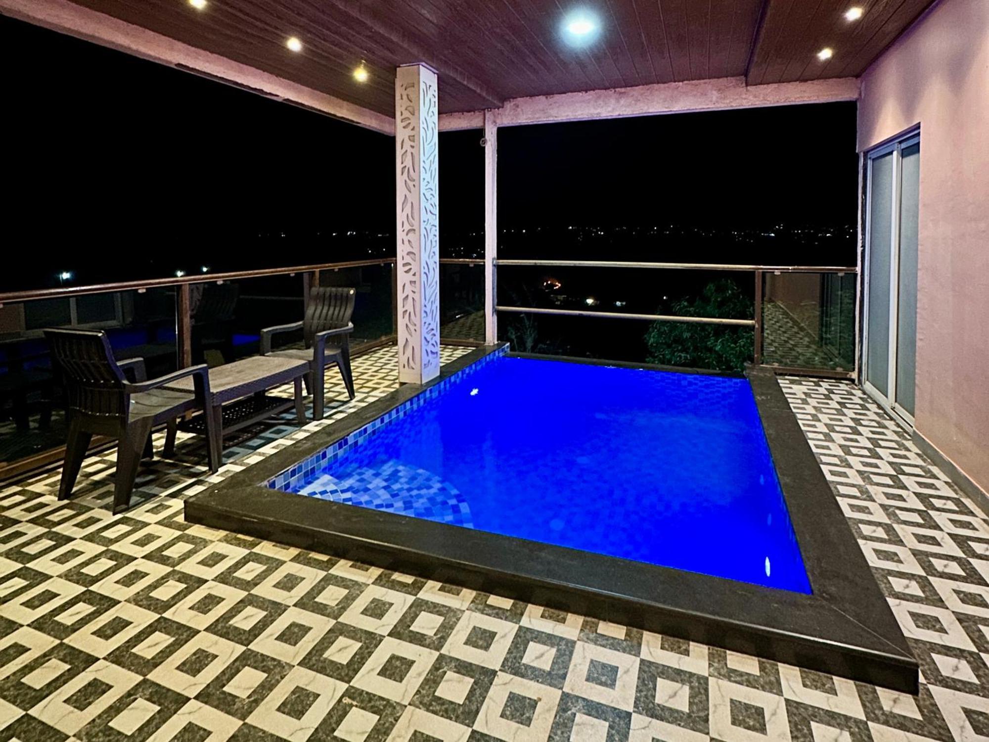 Hollywood Palace Resort Panchgani Exteriör bild