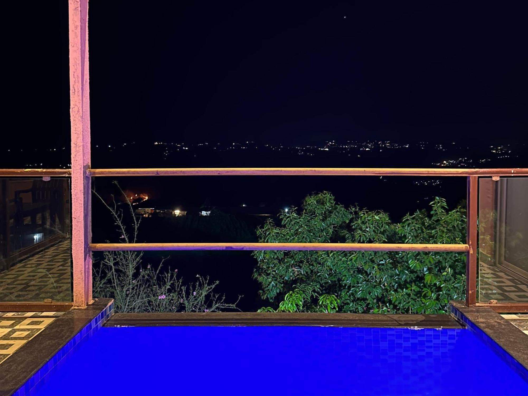 Hollywood Palace Resort Panchgani Exteriör bild